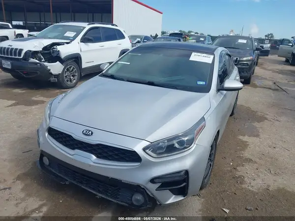 3KPF24AD2ME350255 2021 KIA FORTE - Image 2