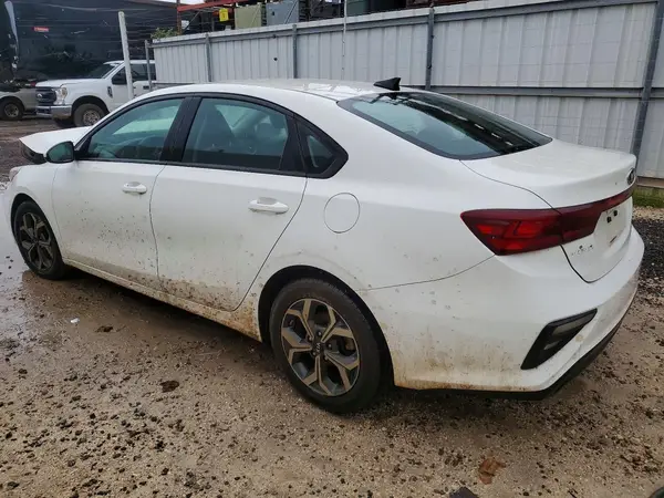 3KPF24AD2ME350496 2021 KIA FORTE - Image 2
