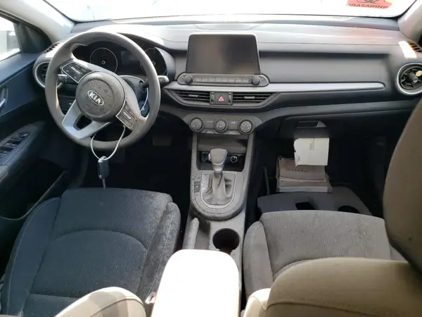 3KPF24AD2ME351776 2021 KIA FORTE - Image 8
