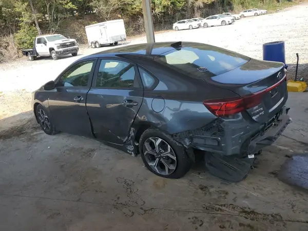 3KPF24AD2ME352247 2021 KIA FORTE - Image 2
