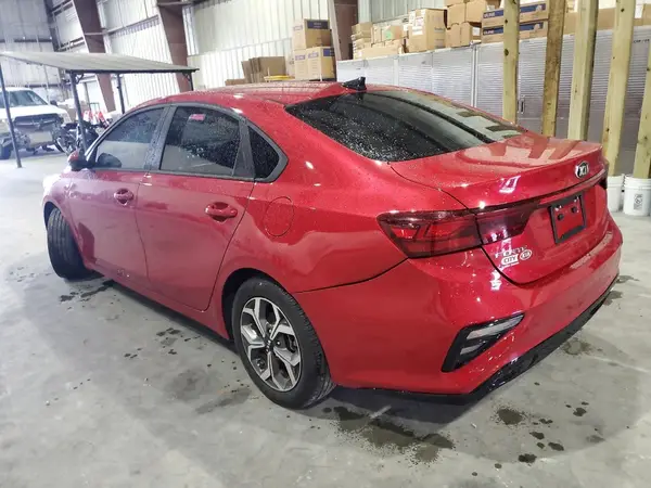 3KPF24AD2ME357822 2021 KIA FORTE - Image 2