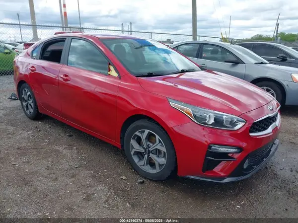 3KPF24AD2ME359327 2021 KIA FORTE - Image 1