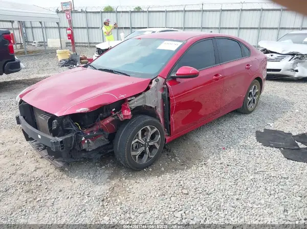 3KPF24AD2ME361269 2021 KIA FORTE - Image 2