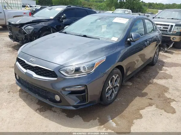 3KPF24AD2ME364026 2021 KIA FORTE - Image 2