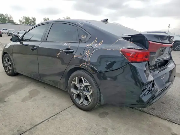 3KPF24AD2ME367170 2021 KIA FORTE - Image 2
