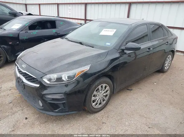 3KPF24AD2ME369176 2021 KIA FORTE - Image 2