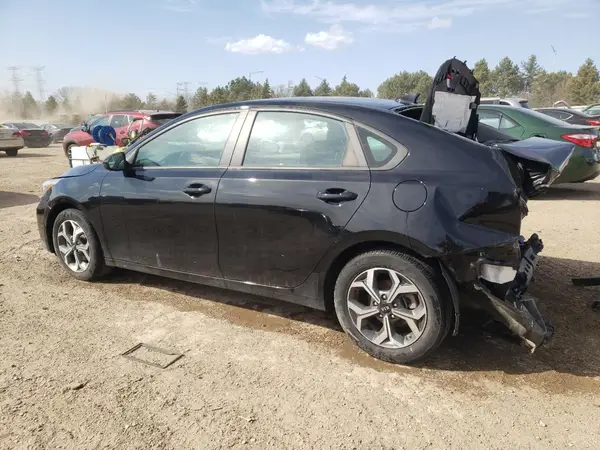 3KPF24AD2ME374152 2021 KIA FORTE - Image 2