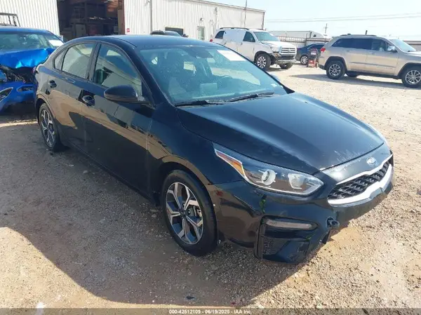 3KPF24AD2ME376029 2021 KIA FORTE - Image 1