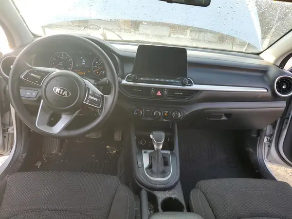 3KPF24AD2ME376192 2021 KIA FORTE - Image 8