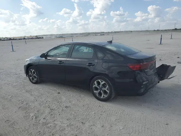3KPF24AD2ME376354 2021 KIA FORTE - Image 2