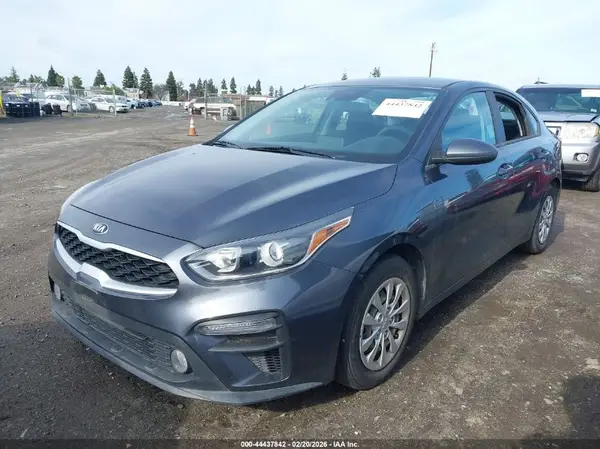 3KPF24AD2ME376662 2021 KIA FORTE - Image 2