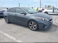 3KPF24AD2ME377519 2021 KIA FORTE