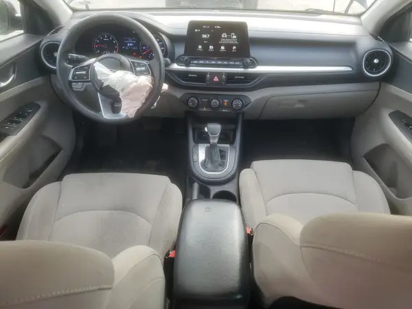 3KPF24AD2ME378136 2021 KIA FORTE - Image 8