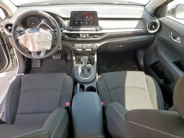 3KPF24AD2ME381053 2021 KIA FORTE - Image 8