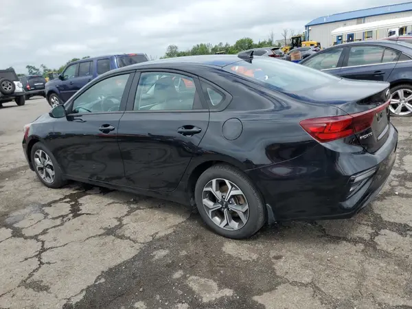 3KPF24AD2ME381568 2021 KIA FORTE - Image 2
