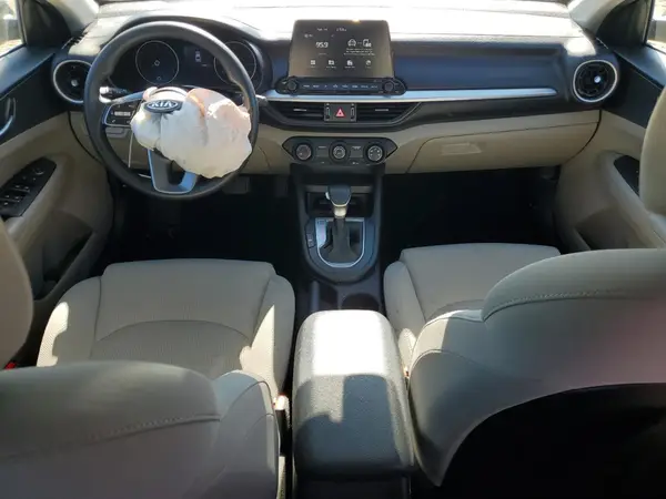 3KPF24AD2ME382929 2021 KIA FORTE - Image 8