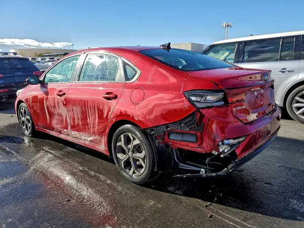 3KPF24AD2ME386611 2021 KIA FORTE - Image 2