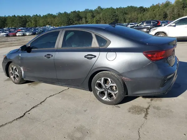 3KPF24AD2ME389508 2021 KIA FORTE - Image 2