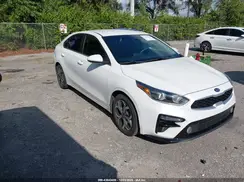 3KPF24AD2ME389606 2021 KIA FORTE