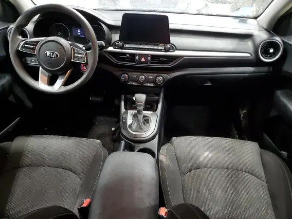 3KPF24AD2ME389699 2021 KIA FORTE - Image 8