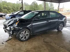 3KPF24AD2ME390402 2021 KIA FORTE