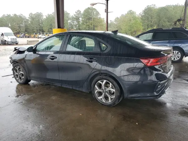 3KPF24AD2ME390402 2021 KIA FORTE - Image 2