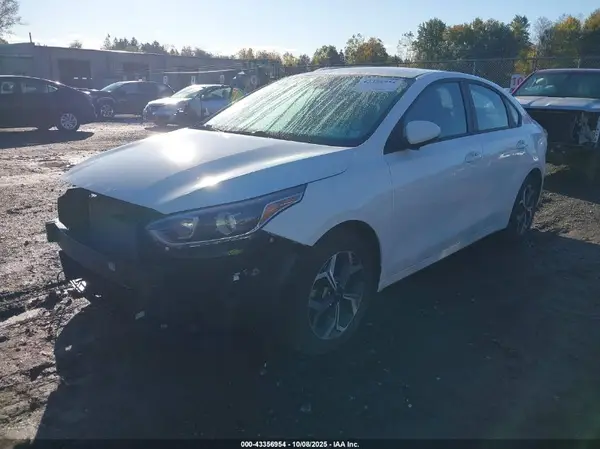 3KPF24AD2ME399021 2021 KIA FORTE - Image 2