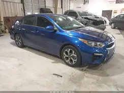 3KPF24AD2ME405237 2021 KIA FORTE
