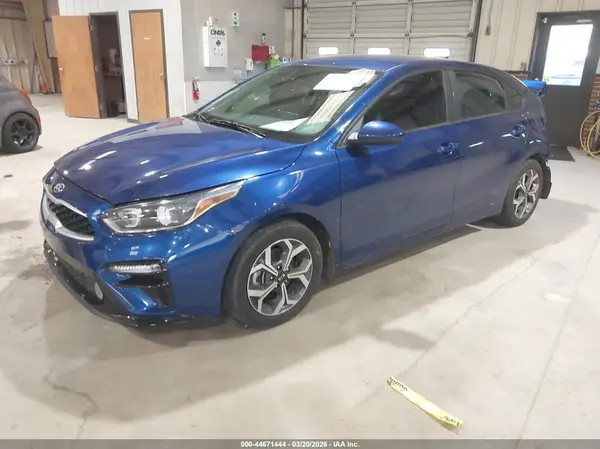 3KPF24AD2ME405237 2021 KIA FORTE - Image 2