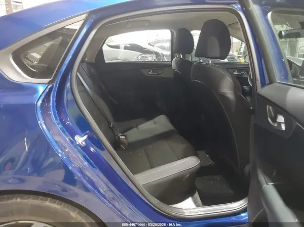 3KPF24AD2ME405237 2021 KIA FORTE - Image 8