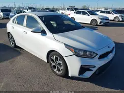 3KPF24AD2ME407845 2021 KIA FORTE