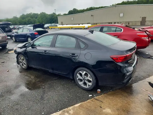 3KPF24AD2ME408834 2021 KIA FORTE - Image 2