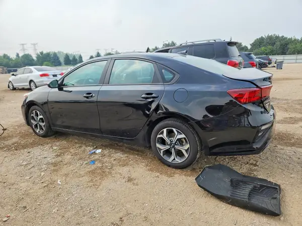 3KPF24AD2ME411796 2021 KIA FORTE - Image 2