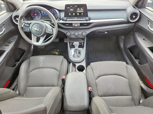 3KPF24AD2ME411796 2021 KIA FORTE - Image 8