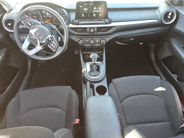 3KPF24AD2ME412205 2021 KIA FORTE - Image 8