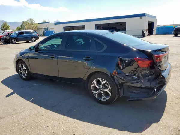 3KPF24AD2ME412611 2021 KIA FORTE - Image 2