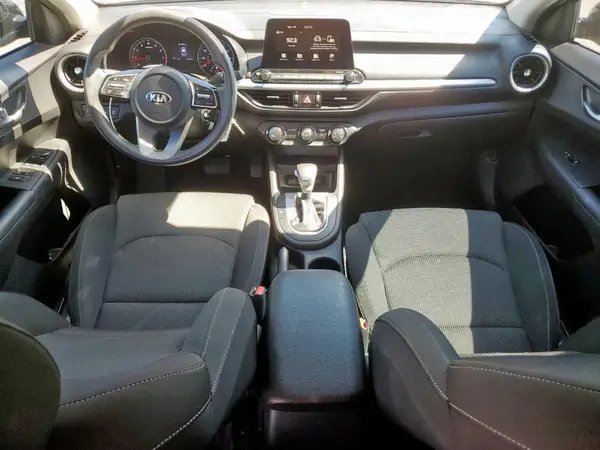3KPF24AD2ME412611 2021 KIA FORTE - Image 8