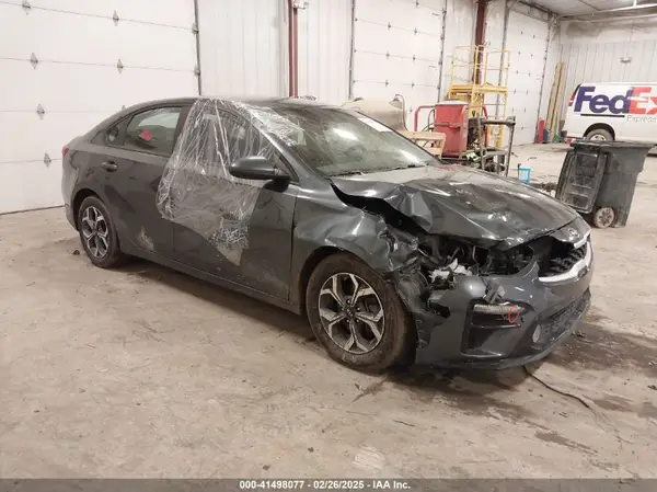 3KPF24AD2ME412981 2021 KIA FORTE - Image 1