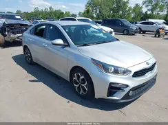 3KPF24AD2ME414763 2021 KIA FORTE