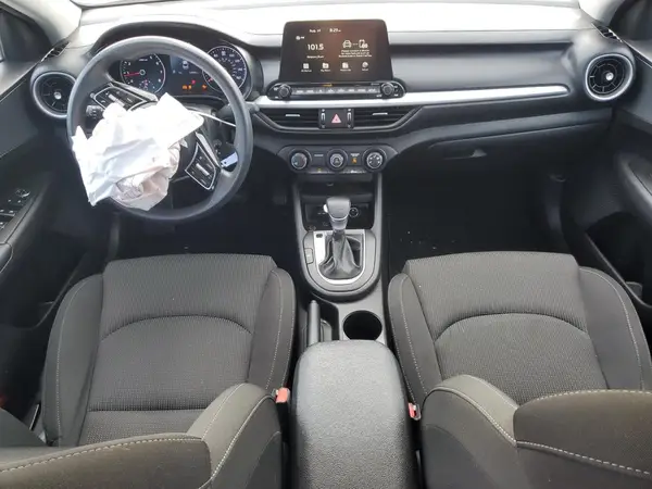 3KPF24AD2ME415556 2021 KIA FORTE - Image 8