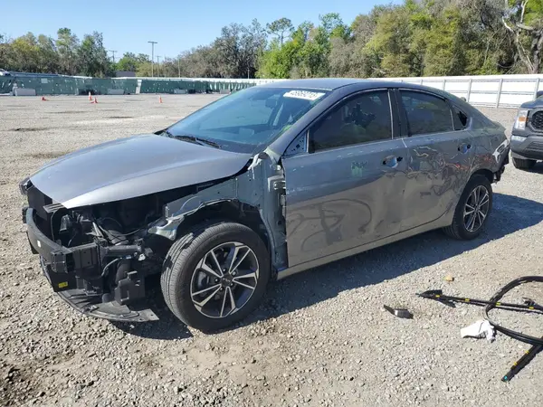 3KPF24AD2NE418524 2022 KIA FORTE - Image 1