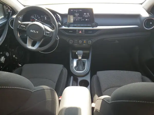 3KPF24AD2NE418524 2022 KIA FORTE - Image 8