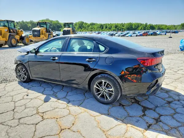 3KPF24AD2NE419186 2022 KIA FORTE - Image 2