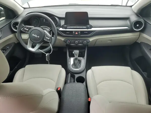 3KPF24AD2NE421116 2022 KIA FORTE - Image 8