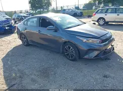 3KPF24AD2NE424484 2022 KIA FORTE