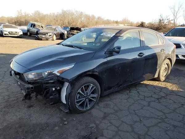 3KPF24AD2NE426123 2022 KIA FORTE - Image 1
