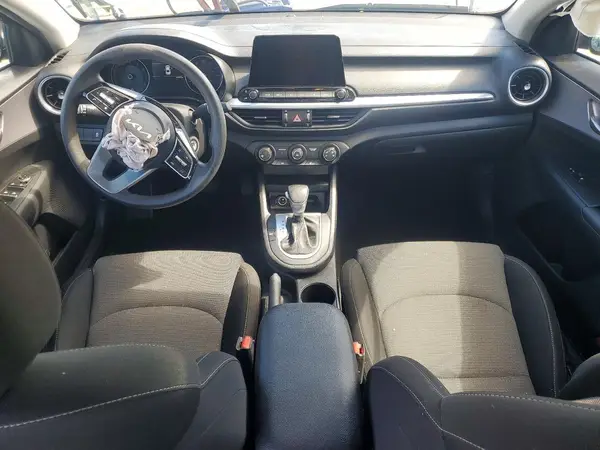 3KPF24AD2NE426302 2022 KIA FORTE - Image 8