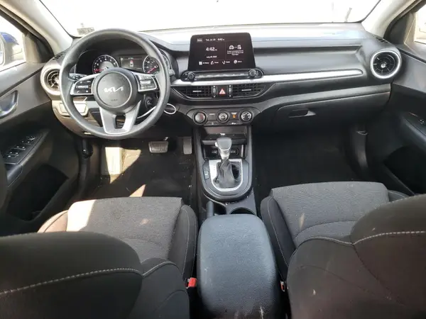 3KPF24AD2NE427451 2022 KIA FORTE - Image 8