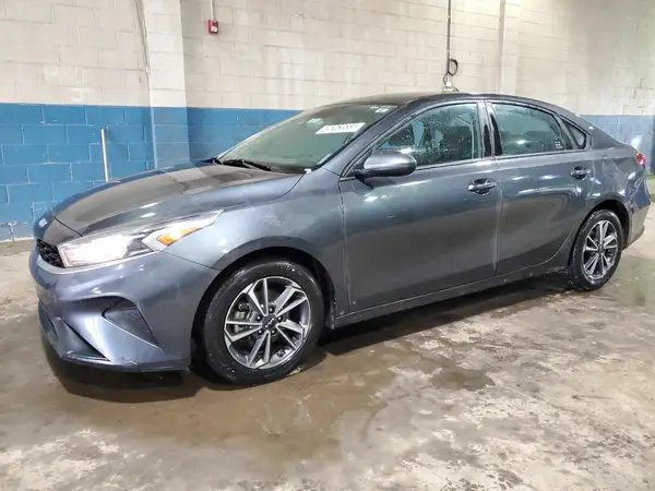 3KPF24AD2NE427675 2022 KIA FORTE - Image 1