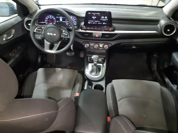 3KPF24AD2NE427675 2022 KIA FORTE - Image 8